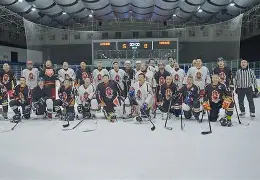 冰雪赛场突突突   冰雪赛场突突突