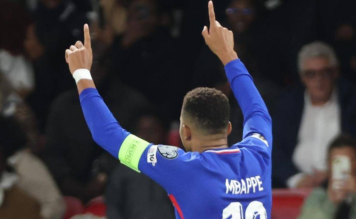 姆巴佩连续十场比赛得分超过刷新纪录,法国队不断突破!引发球迷热议的简单介绍 姆巴佩连续十场比赛得分超过刷新纪录,法国队不断突破!引发球迷热议的简单介绍