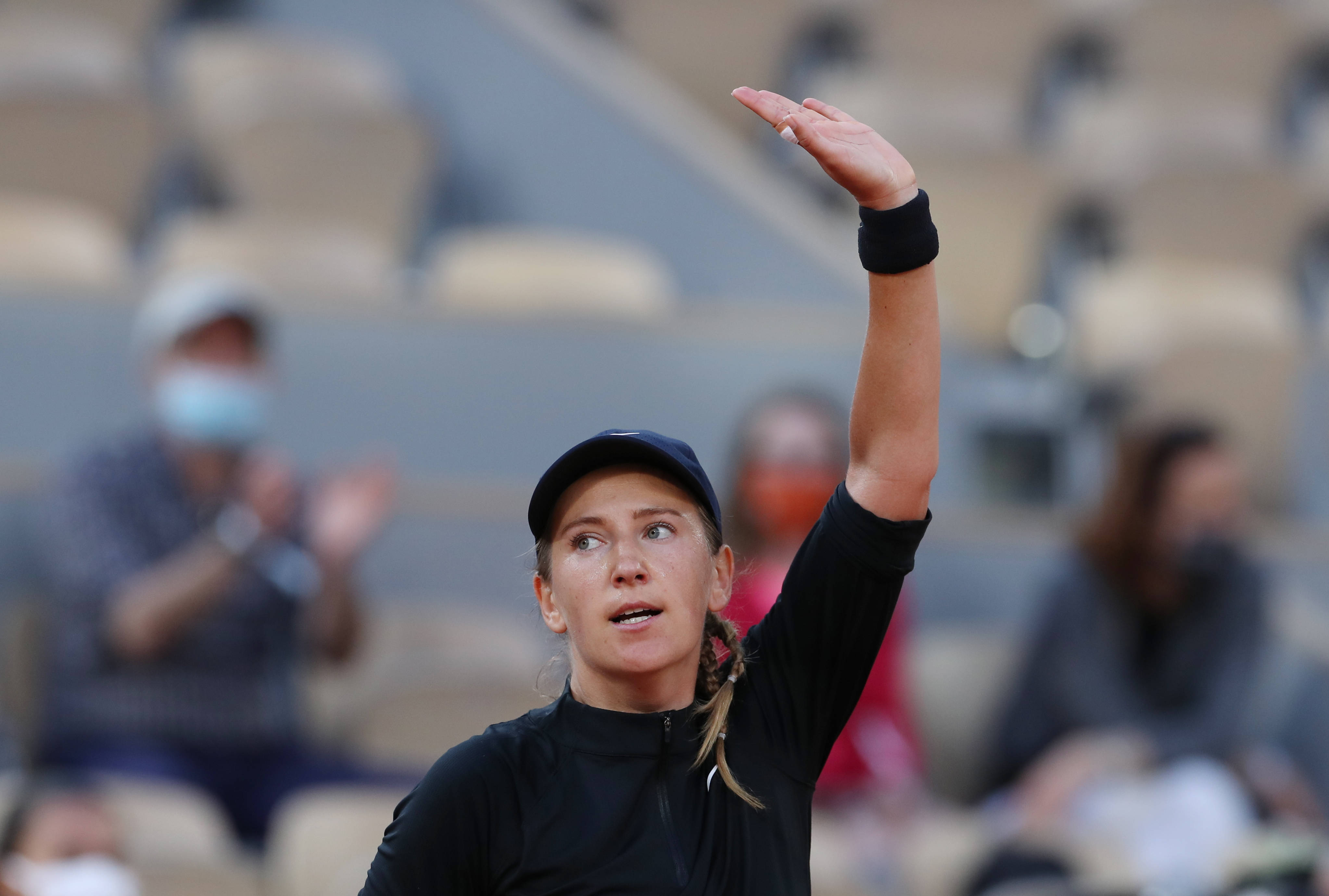 AYX-阿扎伦卡迎来三赛季高光表现，IG球迷沸腾！的简单介绍